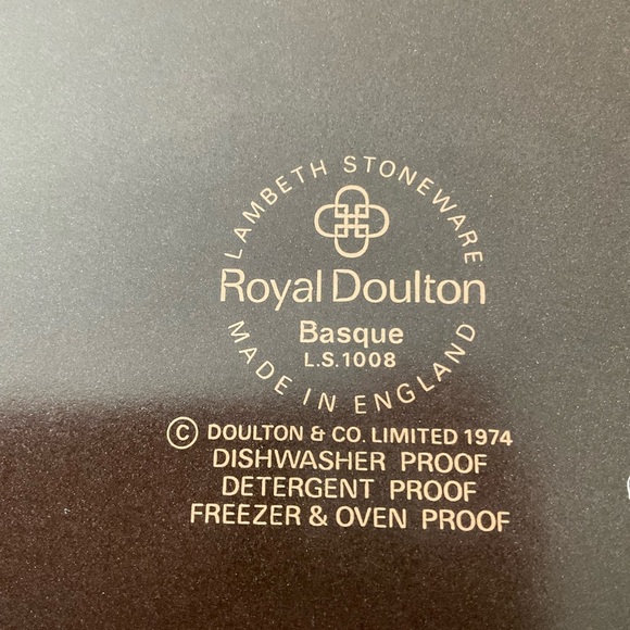 Royal Doulton Basque 13” Oval Platters. Two available. Price is for one. - Picture 2 of 7